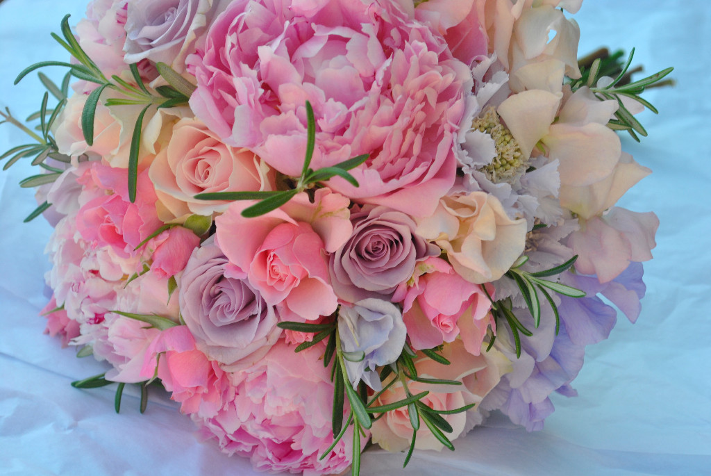 flowersbyfleuri.com