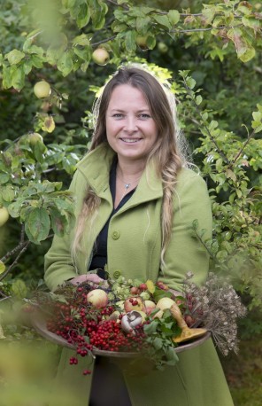 Photograph by Emily Whitfield-Wicks.Summer foraging, Emma Gunn. Eden Project.
